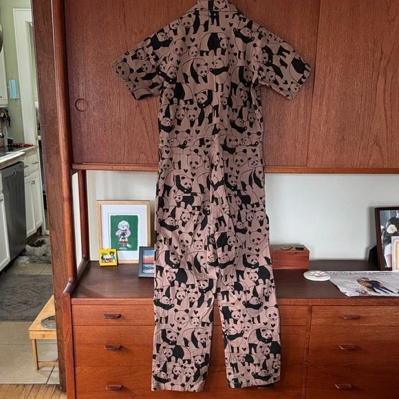 Nooworks Rare Tan/Taupe and Black Panda Pattern Jumpsuit Sz Small - Picture 9 of 14